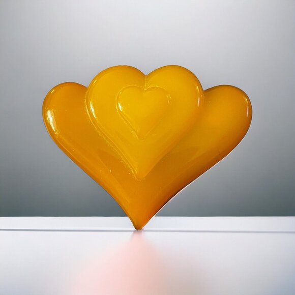 Celluloid‎ Butterscotch Heart Brooch Arn_Art MB Design Margit Brandt Denmark VTG